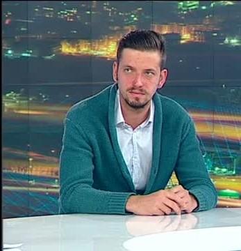 В ПЕТЪЧНИЯ "СТАНДАРТ":Оставката на Симеонов изпусна парата на бунта